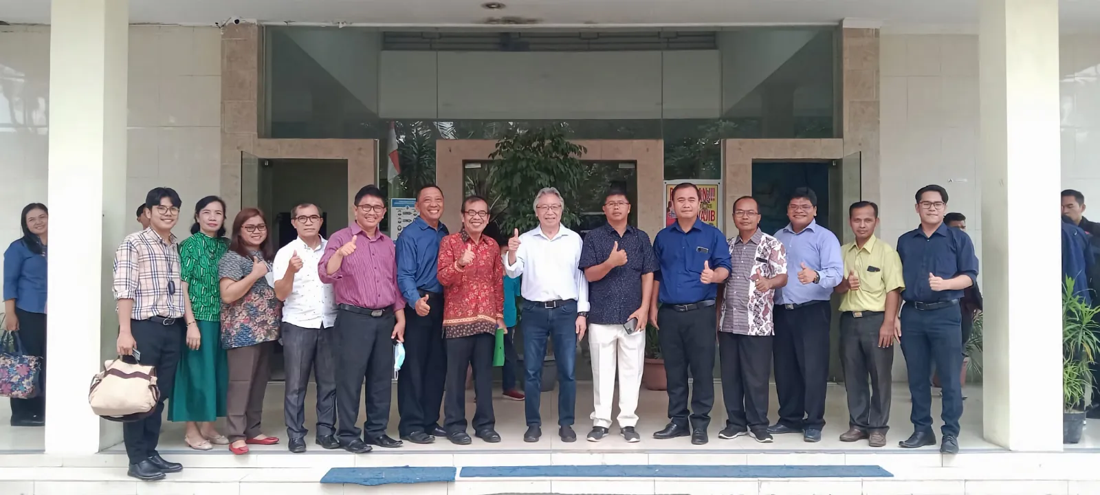 Benarkah Semua Agama Sama-sama Baik, Benar, dan Menyelamatkan?